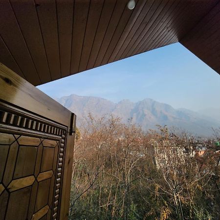 Srinagar Group Of Hotels Экстерьер фото