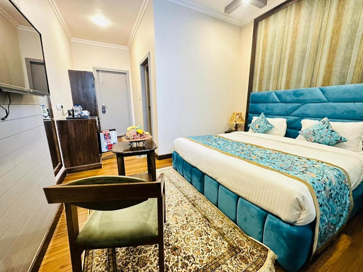 Srinagar Group Of Hotels Экстерьер фото